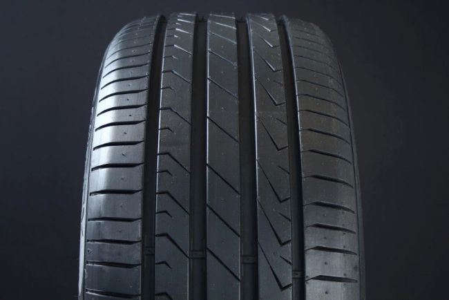 215/60R17 LANDSAIL SENTURY QIRIN 990 EV