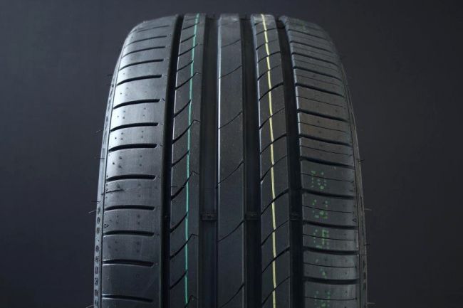 235/40R18 TOMASON SPORTRACE