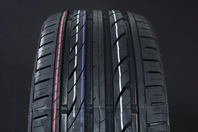 205/35R18 LINGLONG GREENMAX