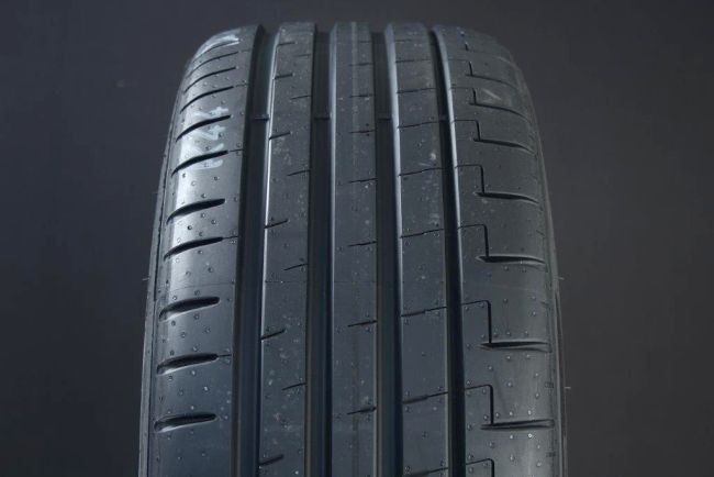 255/35R19 PIRELLI PZERO PZ5